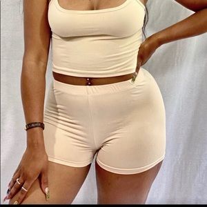 Cropped Solid Beige Shorts
